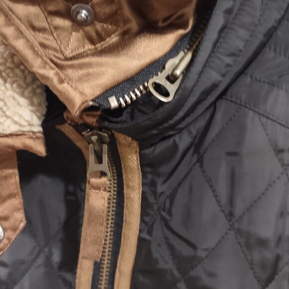 Daniel Cremieux Women's Black quilted jacket Size Medium - Picture 7 of 8